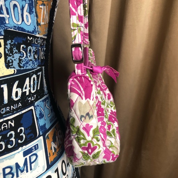 Vera Bradley Quilted Paisley Floral Crossbody Adjustable Shoulder Purse - Picture 6 of 12